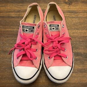 Girl’s Pink Converse All Star